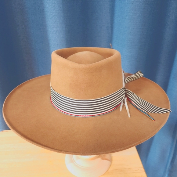 Handmade bespoke Beaver fur felt hat by ALMA HATS Gould Studios